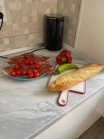 Sevilla Apartamento *